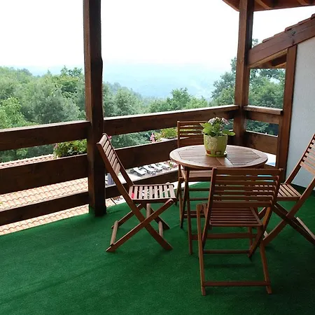 Valdi Hill Tryavna